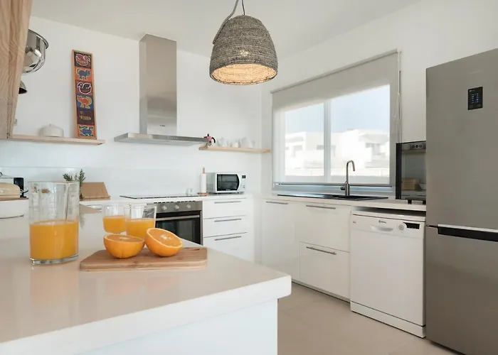 Lucia, En Primera Linea De Mar - Lanzarote Vila