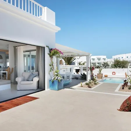 Villa Lucía, En Primera Línea De Mar - Lanzarote *
